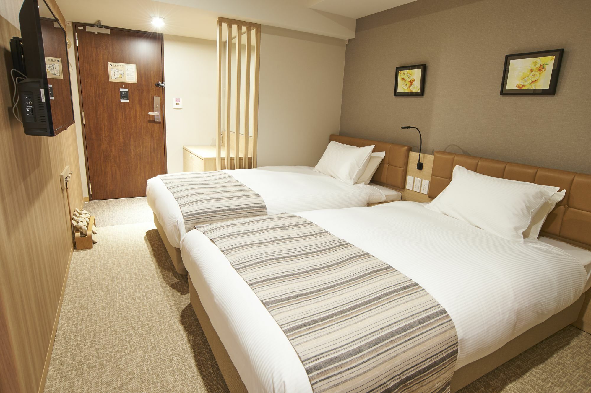 Quintessahotel Tokyohaneda Comic&Books Ngoại thất bức ảnh